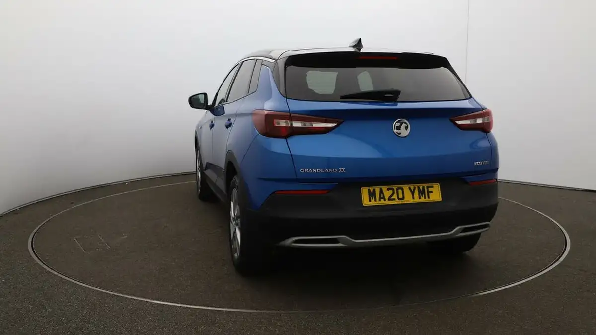 2020-vauxhall-grandland-x-12-sri-nav-big-58