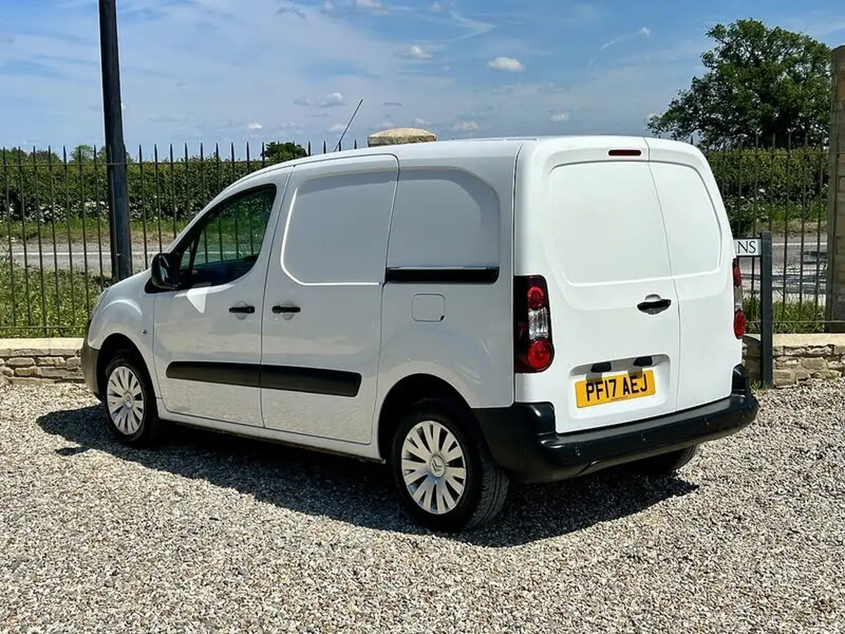 2017-citroen-berlingo-16td-l1-850-enterprise-special-edition-16bluehdi-100eu6-panel-big-19