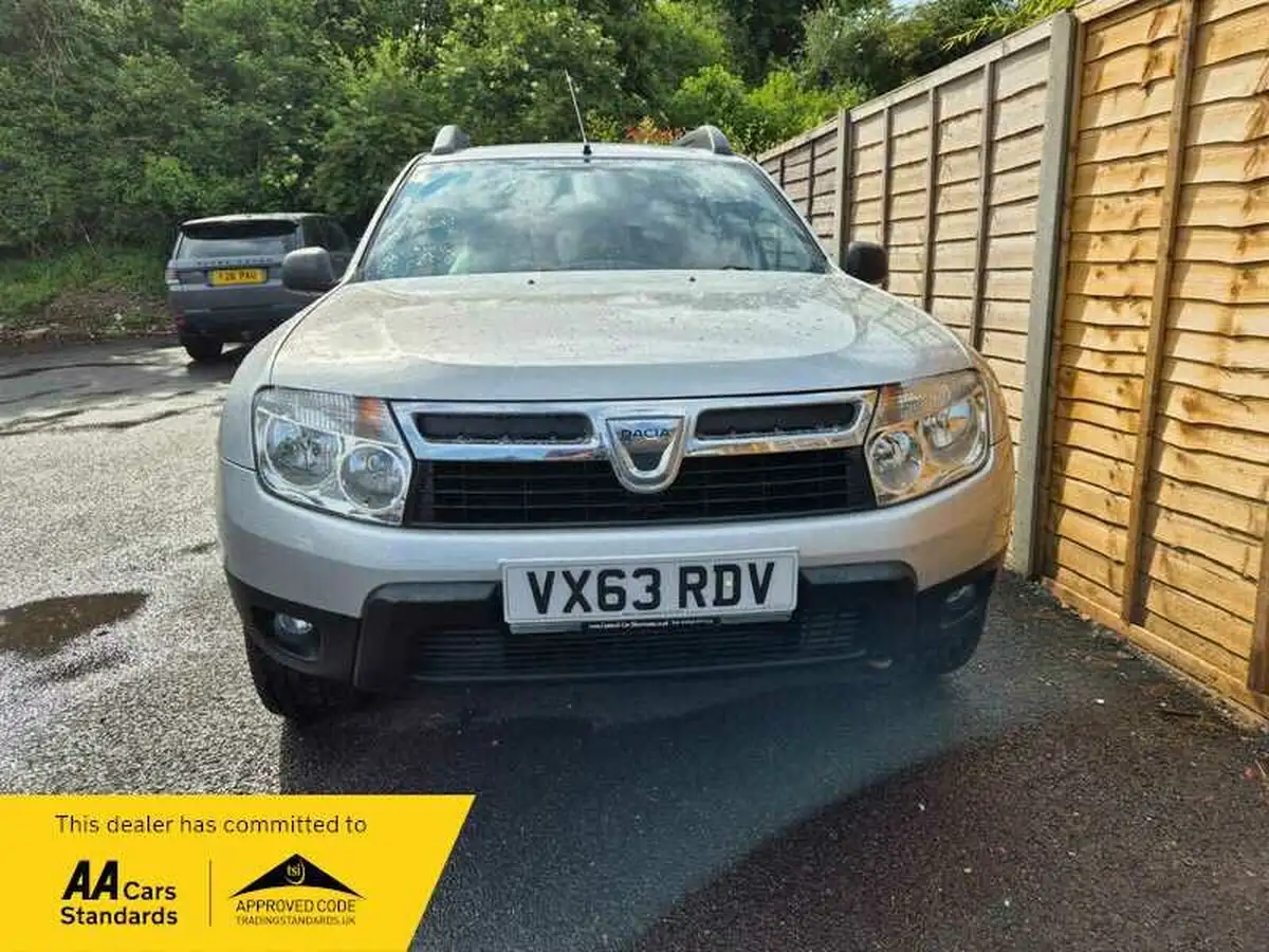 2013-dacia-duster-15d-ambiance-109bhp-4x4-big-0