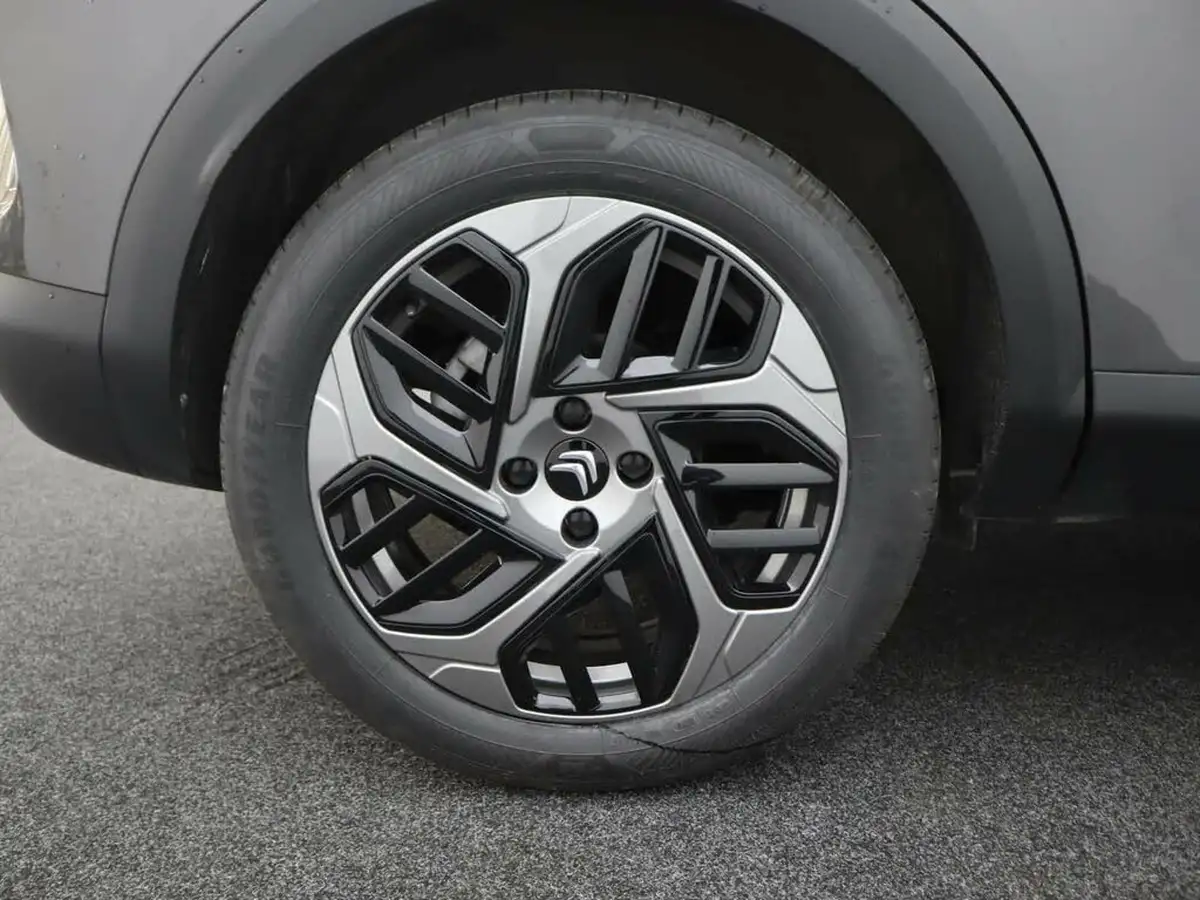 2024-citroen-c4-12-puretech-plus-130ps-ss-big-6
