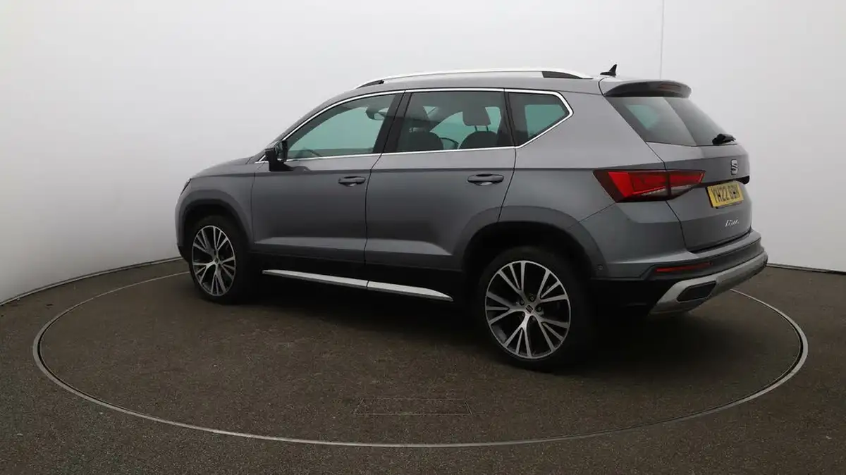 2022-seat-ateca-15-ecotsi-xperience-lux-dsg-big-34