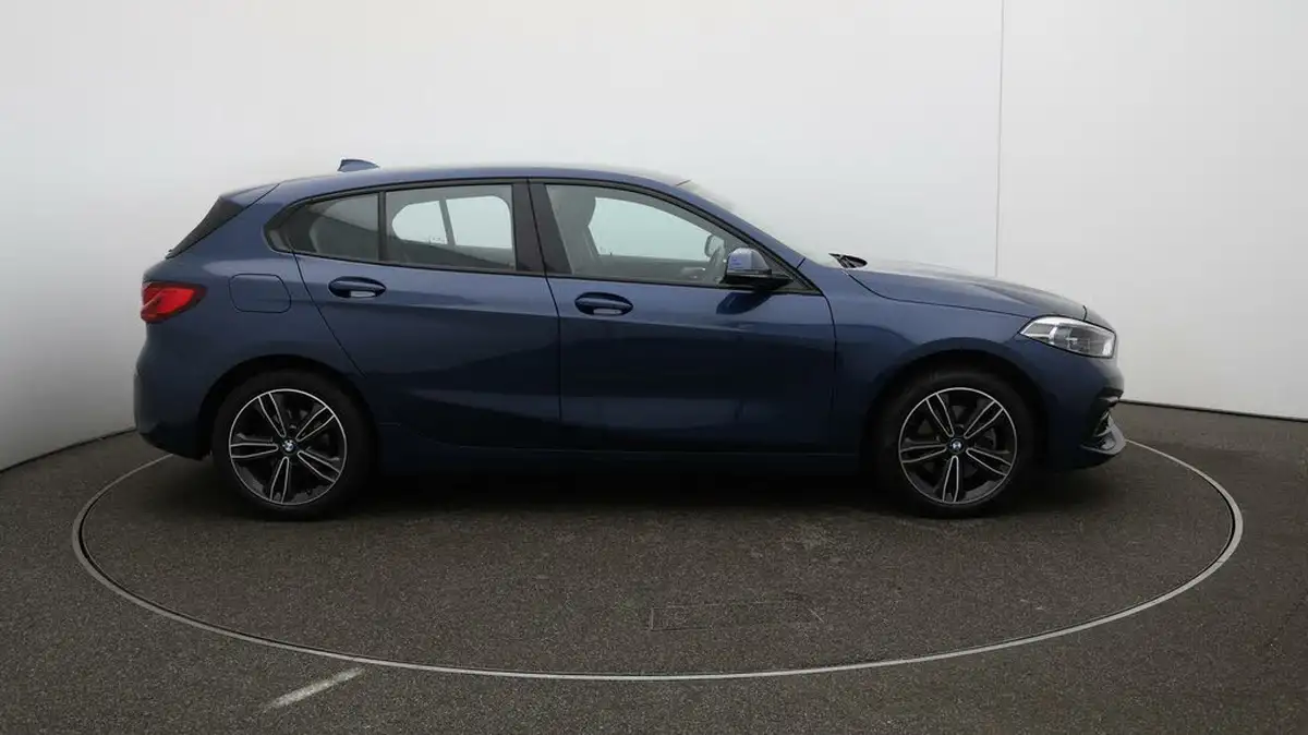 2022-bmw-1-series-15-118i-sport-big-49