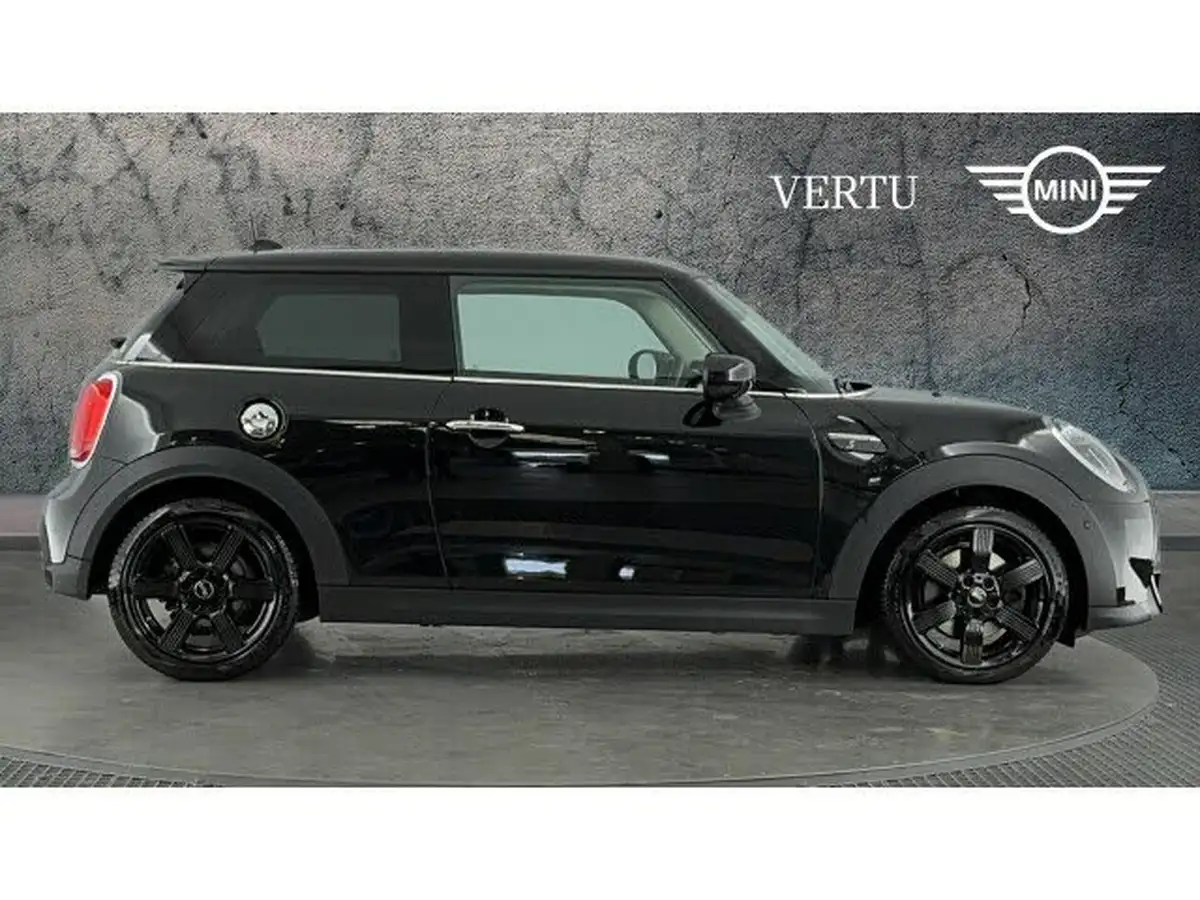 2023-mini-cooper-20-cooper-s-classic-premium-auto-hatchback-3d-auto-big-2