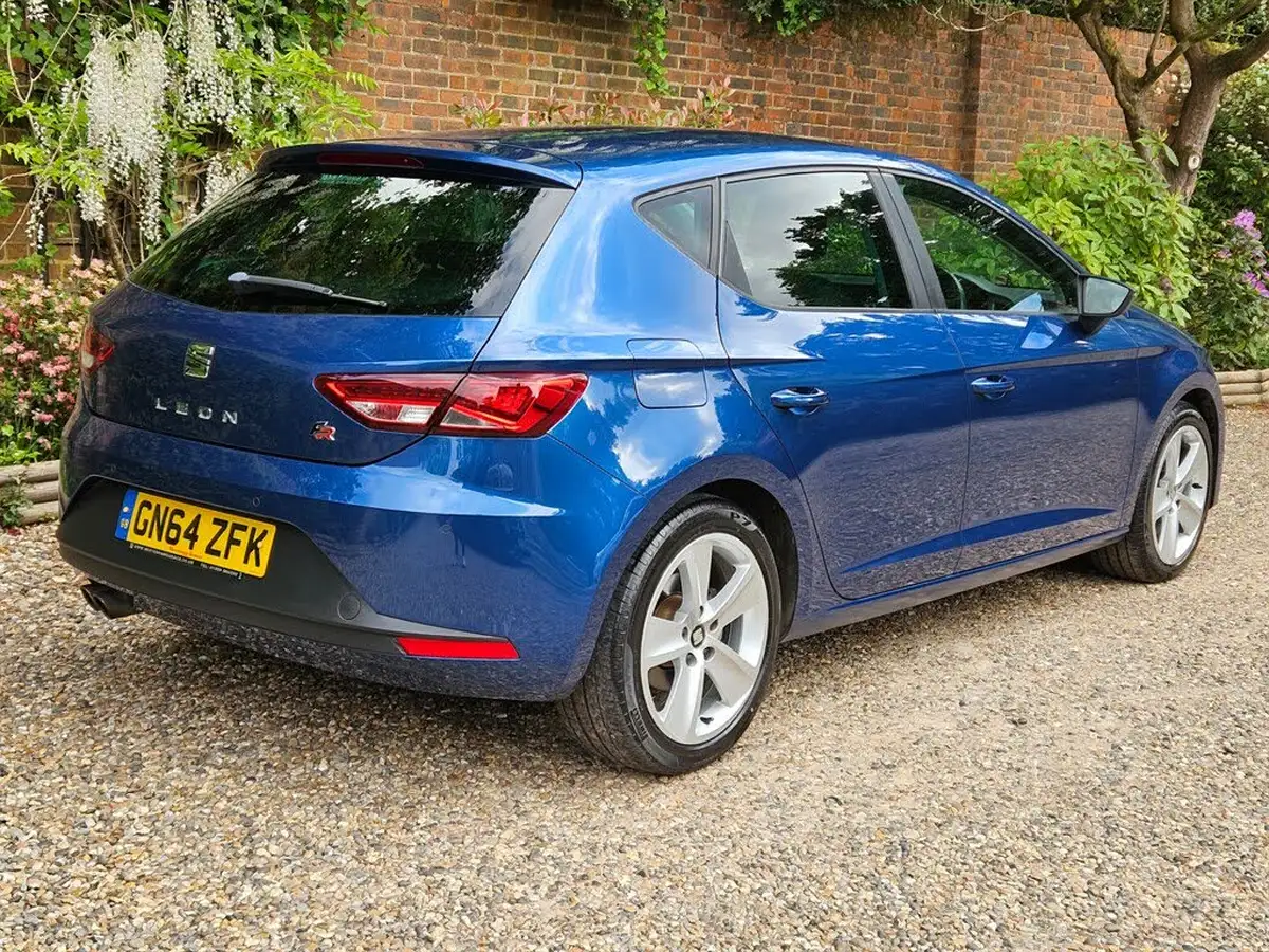 2014-seat-leon-18-fr-tech-pack-ss-hatchback-5d-big-10