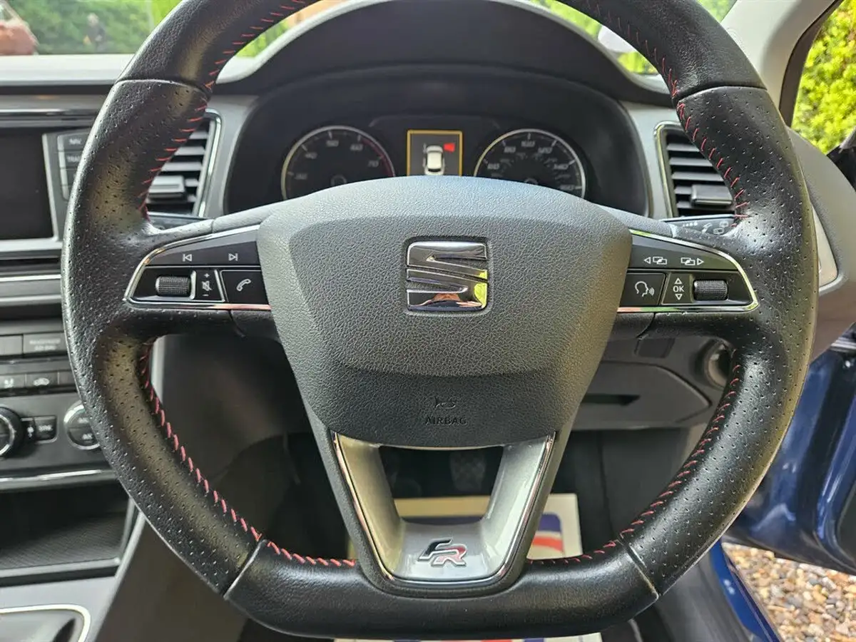 2014-seat-leon-18-fr-tech-pack-ss-hatchback-5d-big-34