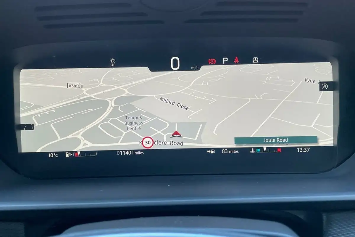 2024-land-rover-discovery-30-d350-dynamic-hse-big-23