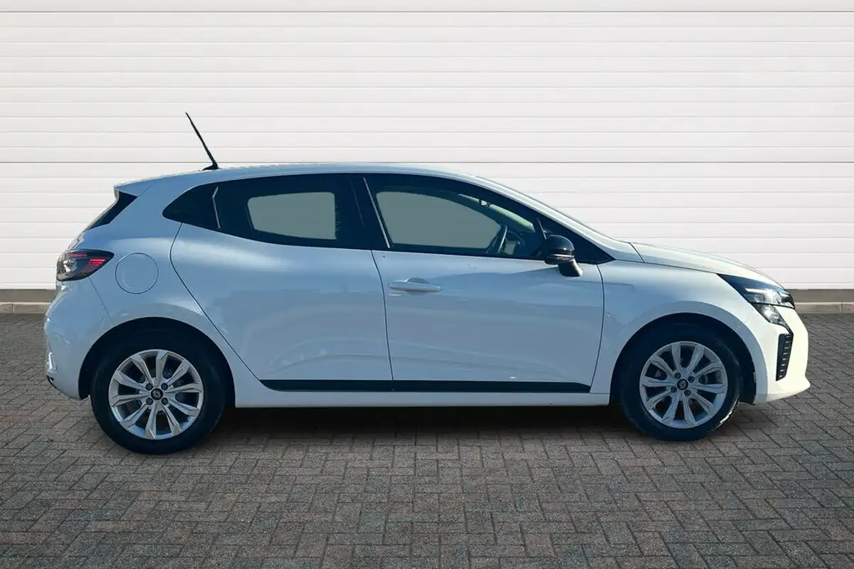 2024-renault-clio-10-tce-evolution-big-14