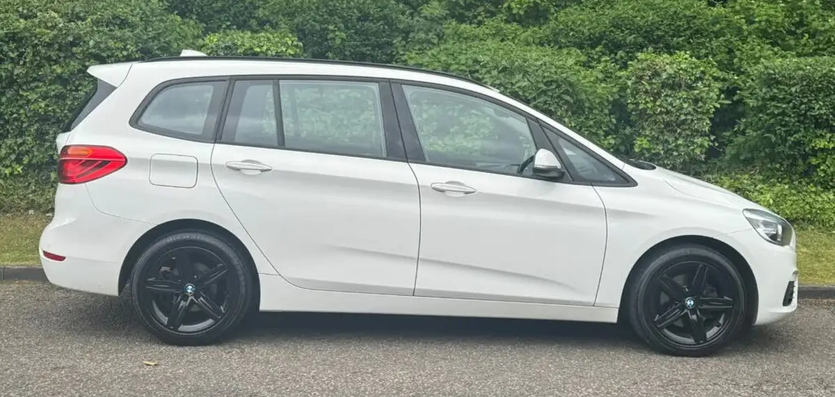 2016-bmw-2-series-15-218i-sport-gran-tourer-5d-big-1