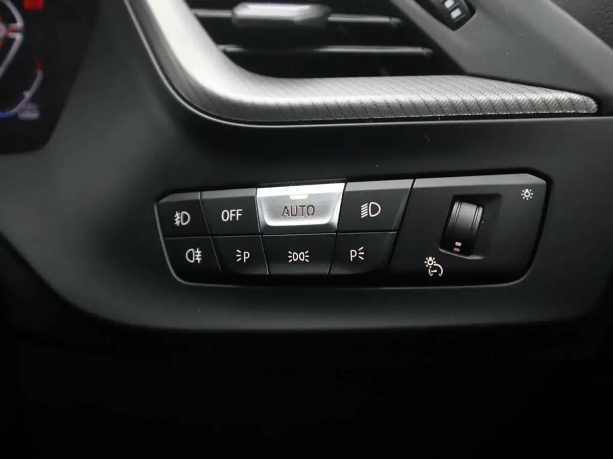 2022-bmw-1-series-15-118i-m-sport-lcp-dct-big-36