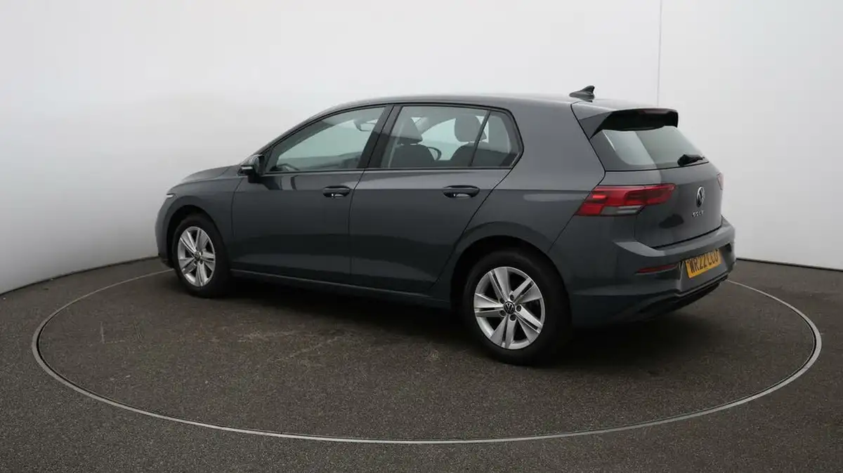 2022-volkswagen-golf-15-tsi-life-130ps-hatchback-big-33