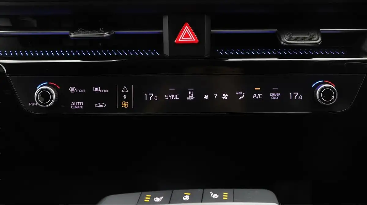 2022-kia-ev6-e-gt-line-320bhp-awd-heat-pump-big-11