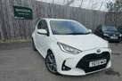 2022-toyota-yaris-cross-15-vvt-i-excel-city-packpan-roof-small-0
