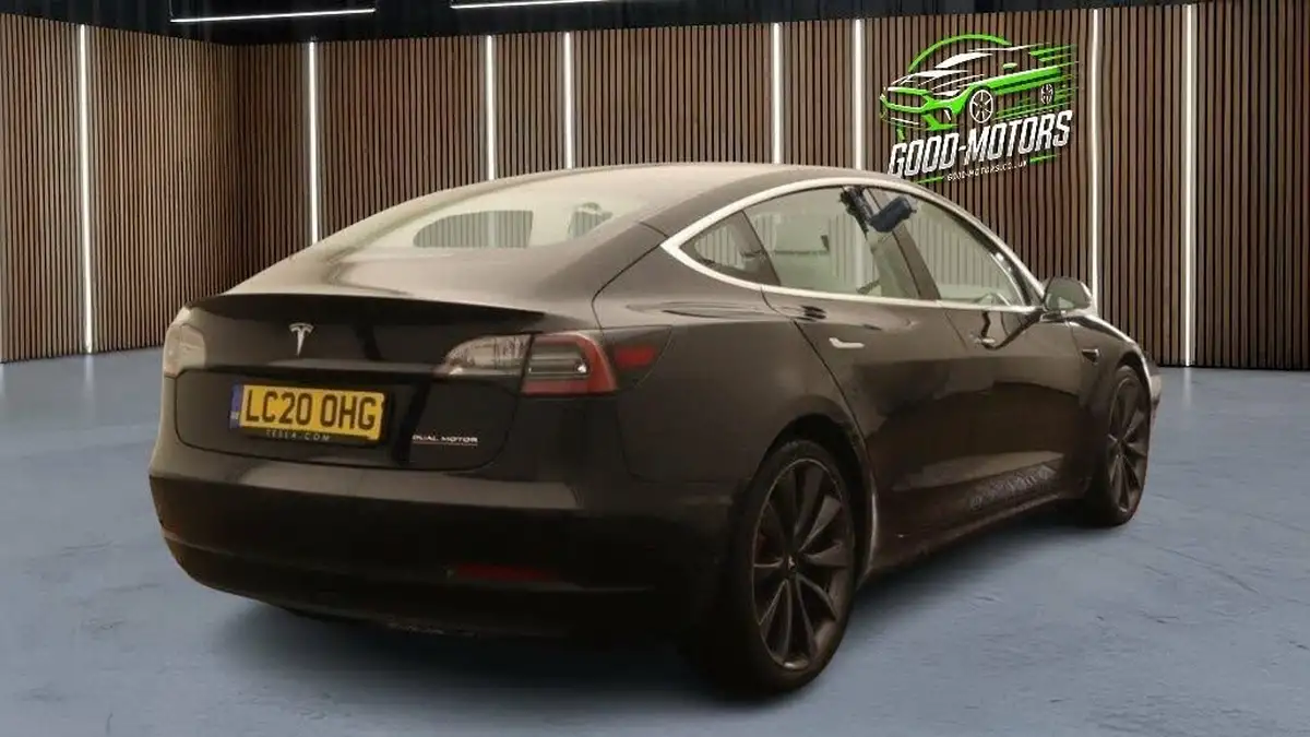 2020-tesla-model-3-e-performance-big-4