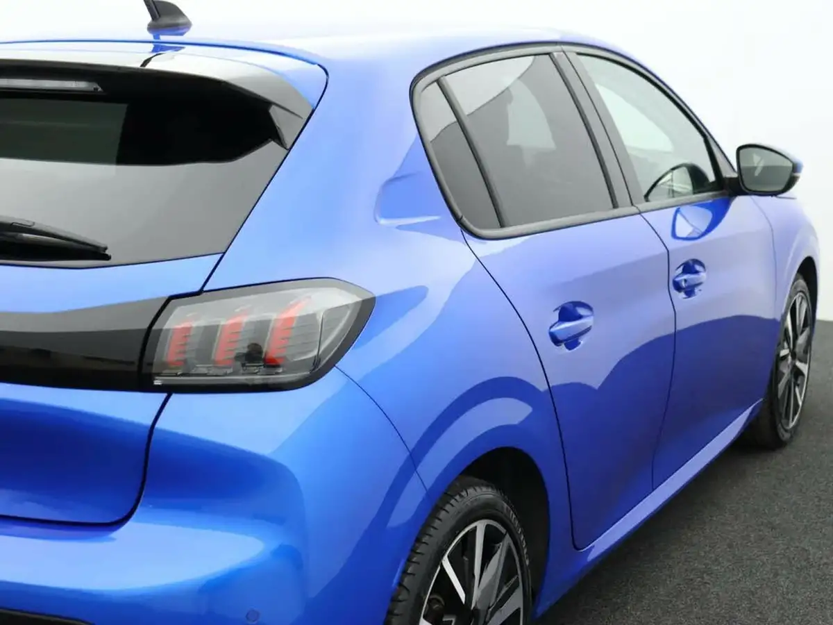 2020-peugeot-208-12-puretech-allure-100bhp-big-51