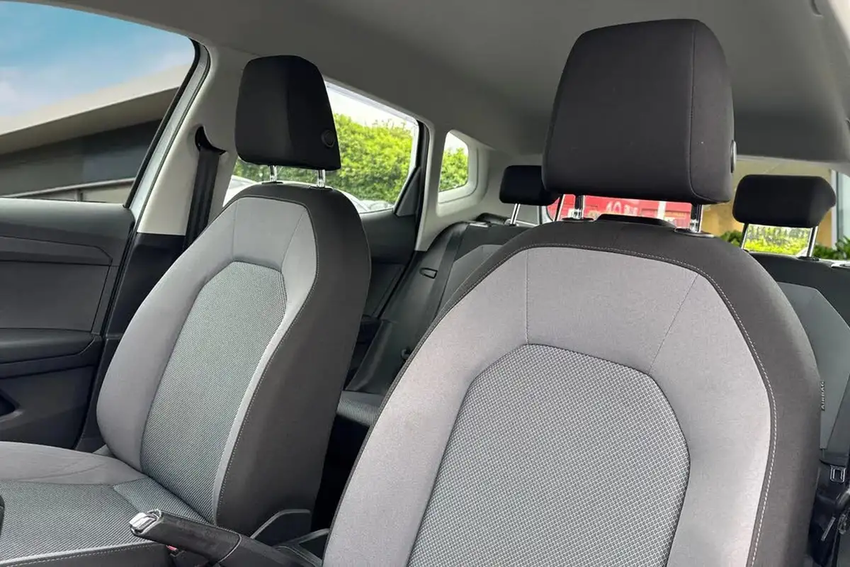 2019-seat-arona-16tdi-se-technology-lux-115ps-ss-big-15