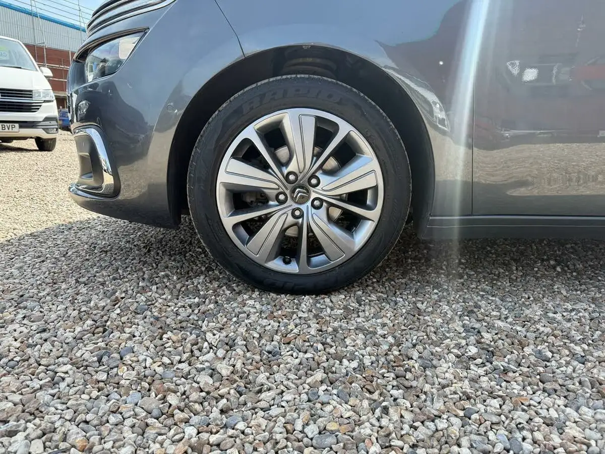 2016-citroen-grand-c4-picasso-16bluehdi-flair-eat6-big-68