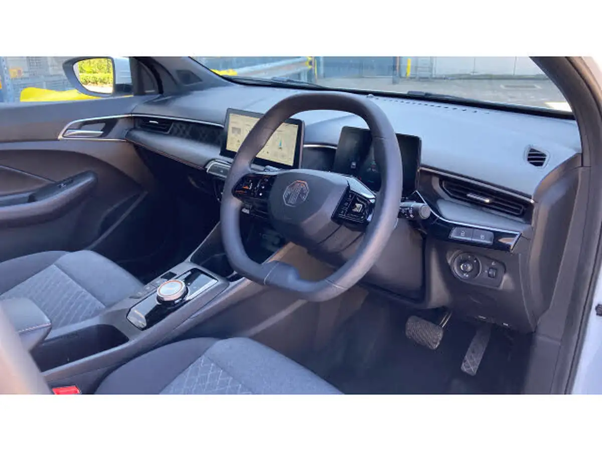 2024-mg-mg3-15-se-194ps-hev-1498cc-auto-big-10