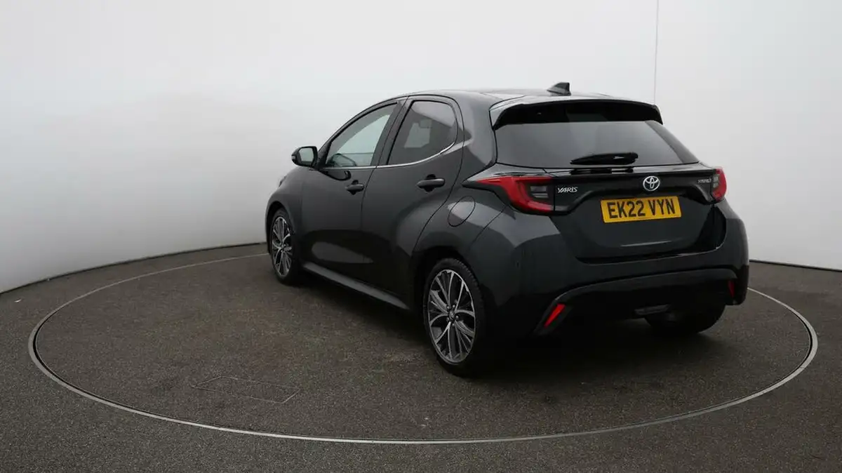 2022-toyota-yaris-15-vvt-i-excel-big-59