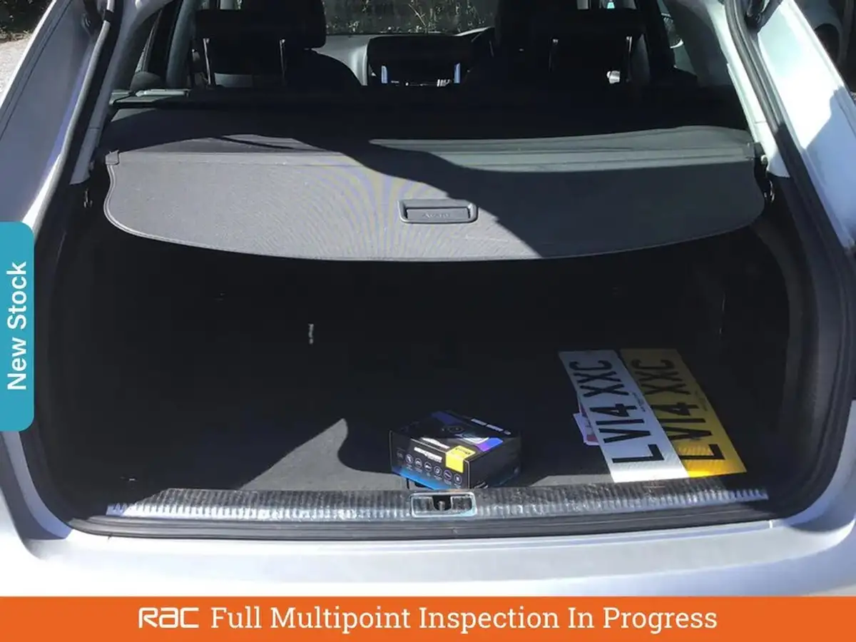 2014-audi-a4-avant-20td-se-technik-177ps-avant-multitronic-big-5
