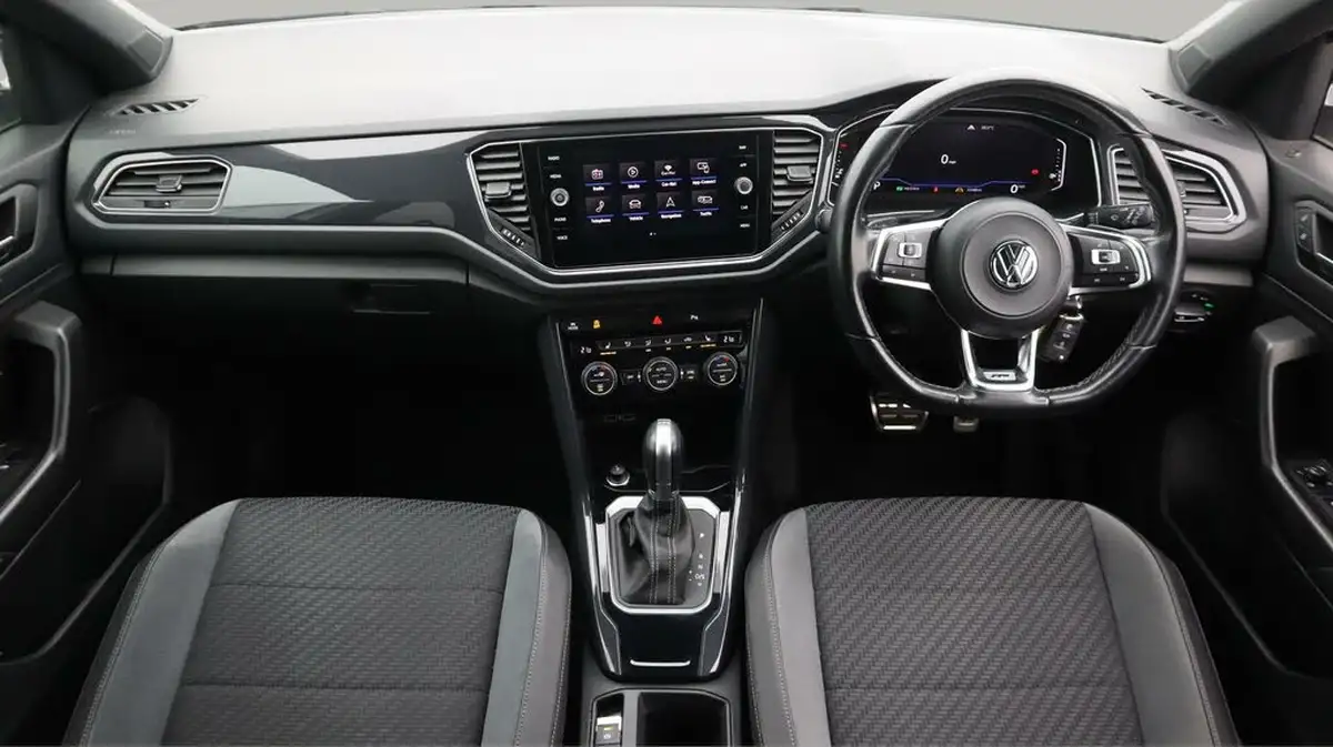 2019-volkswagen-t-roc-15-tsi-r-line-dsg-big-13