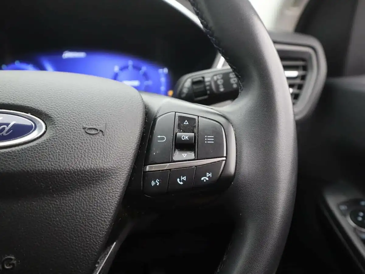 2022-ford-kuga-15-titanium-edition-big-36