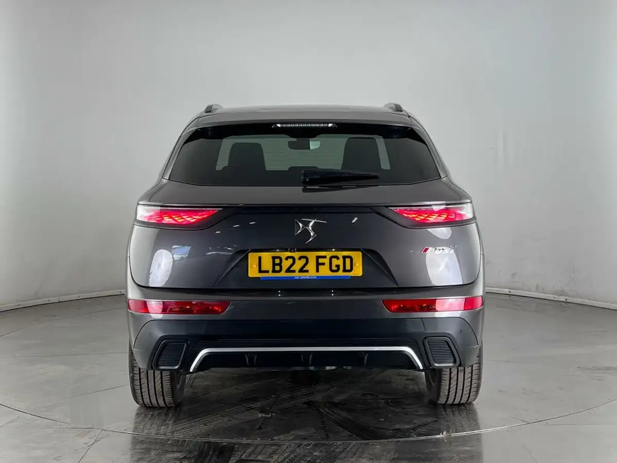 2022-ds-ds-7-crossback-15-bluehdi-performance-line-big-8