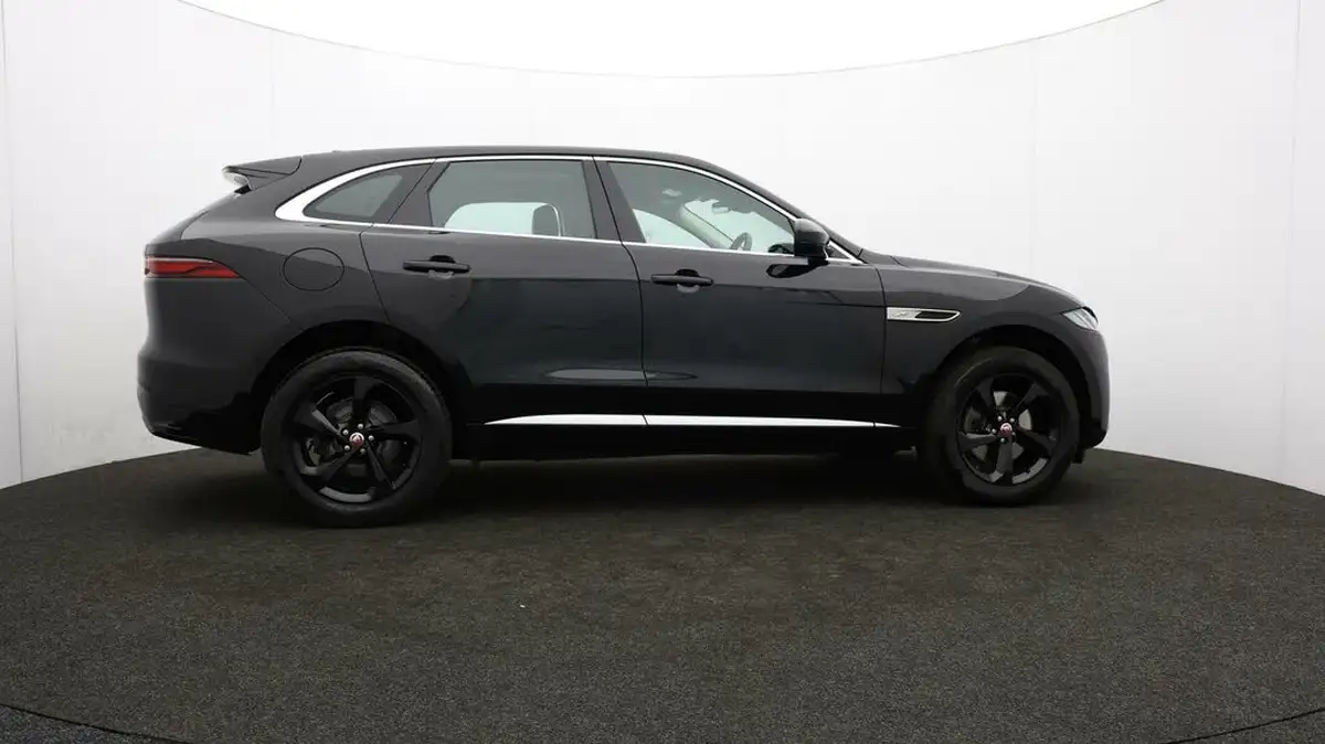 2022-jaguar-f-pace-20-d200-r-dynamic-s-big-40