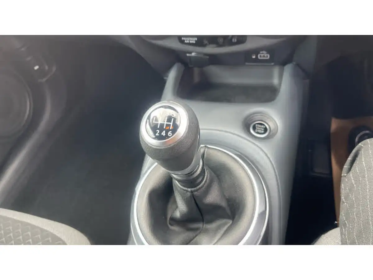 2022-nissan-juke-10-dig-t-n-connecta-big-12