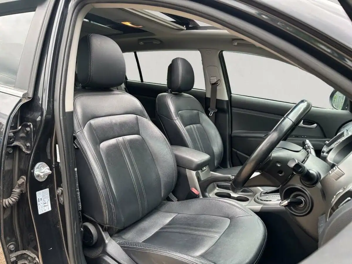 2014-kia-sportage-20td-kx-3-sat-nav-auto-big-9