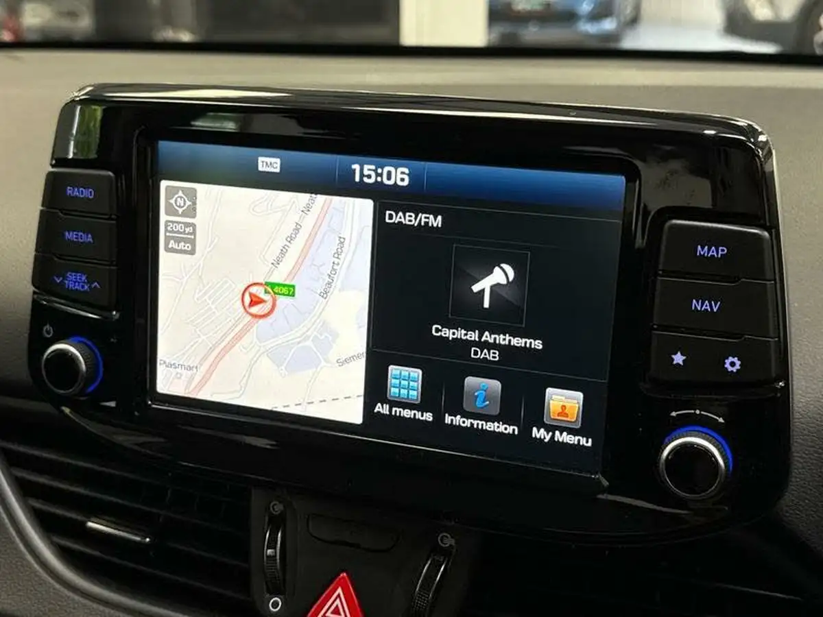 2019-hyundai-i30-10-t-gdi-se-nav-hatchback-big-25