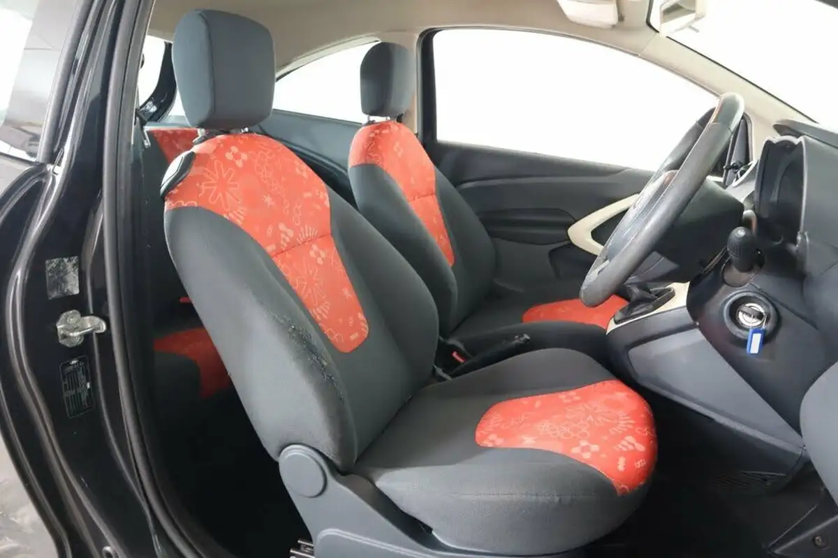 2009-ford-ka-12-studio-big-36