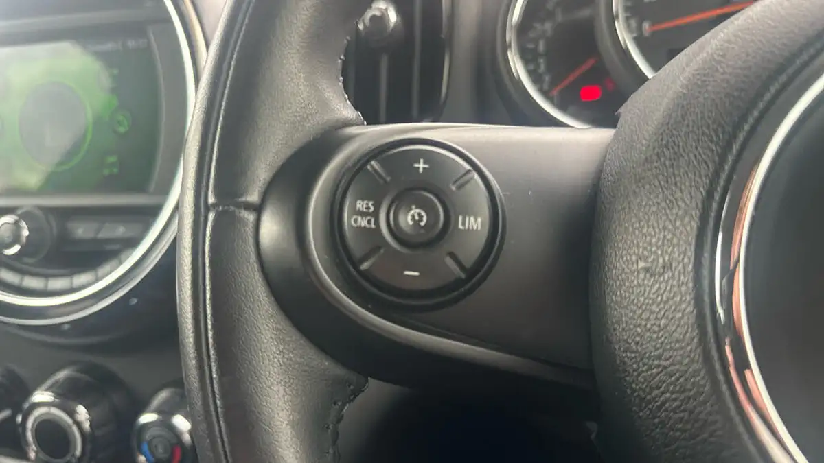 2018-mini-countryman-15-cooper-ss-big-22