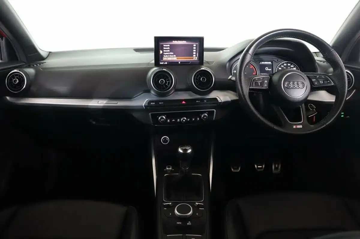 2018-audi-q2-16tdi-s-line-115ps-big-16