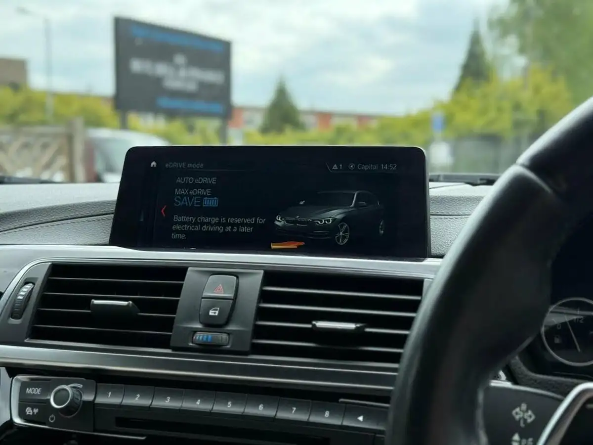 2018-bmw-3-series-20-330e-m-sport-shadow-edition-big-36