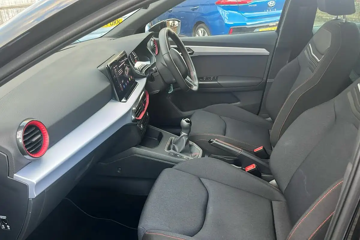 2022-seat-ibiza-10-tsi-fr-110ps-big-2