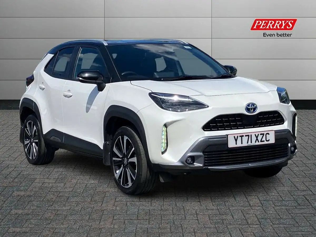 2021-toyota-yaris-cross-15-vvt-i-premiere-edition-awd-i-big-0