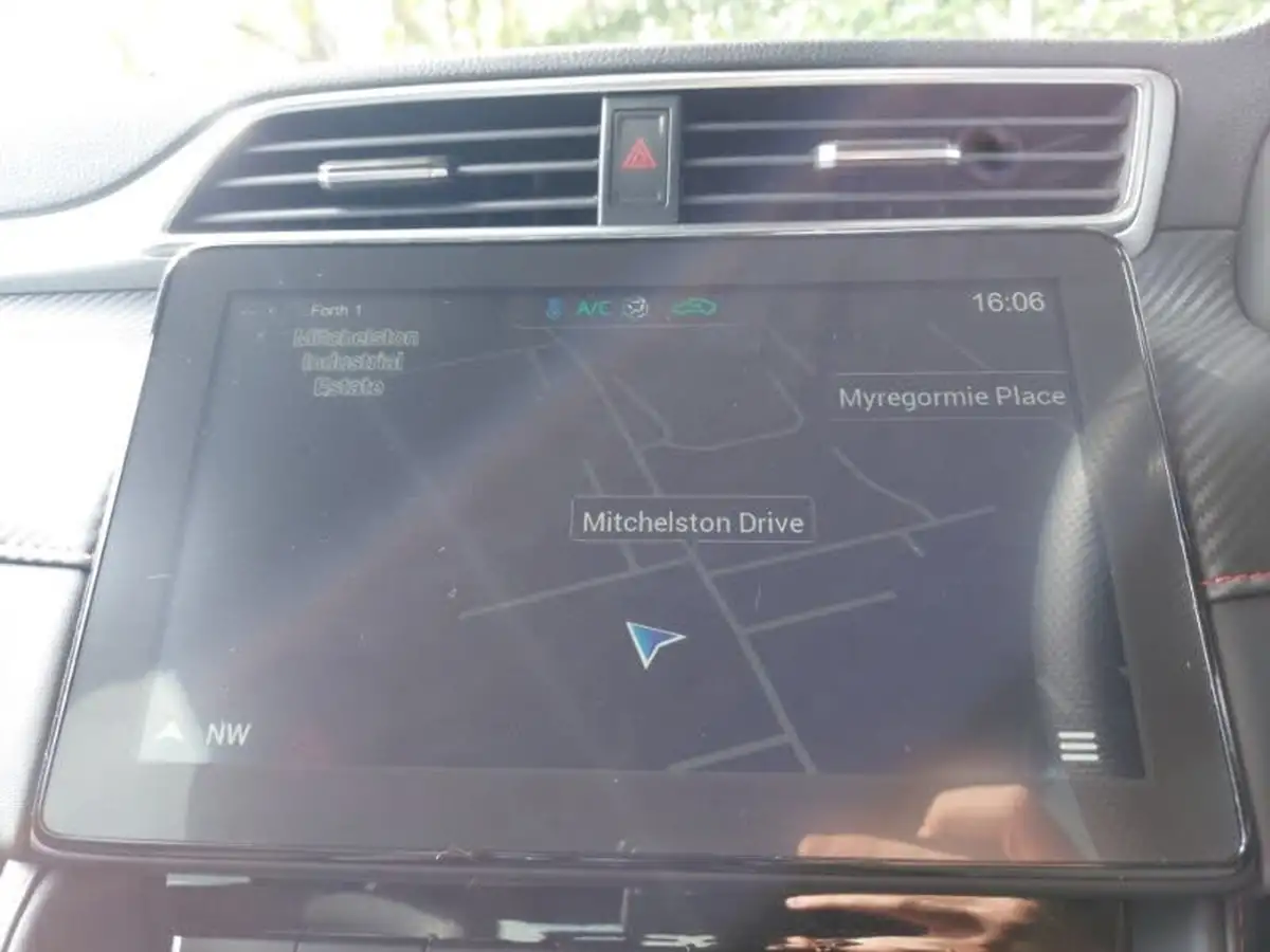 2024-mg-zs-suv-15-vti-tech-exclusive-big-6