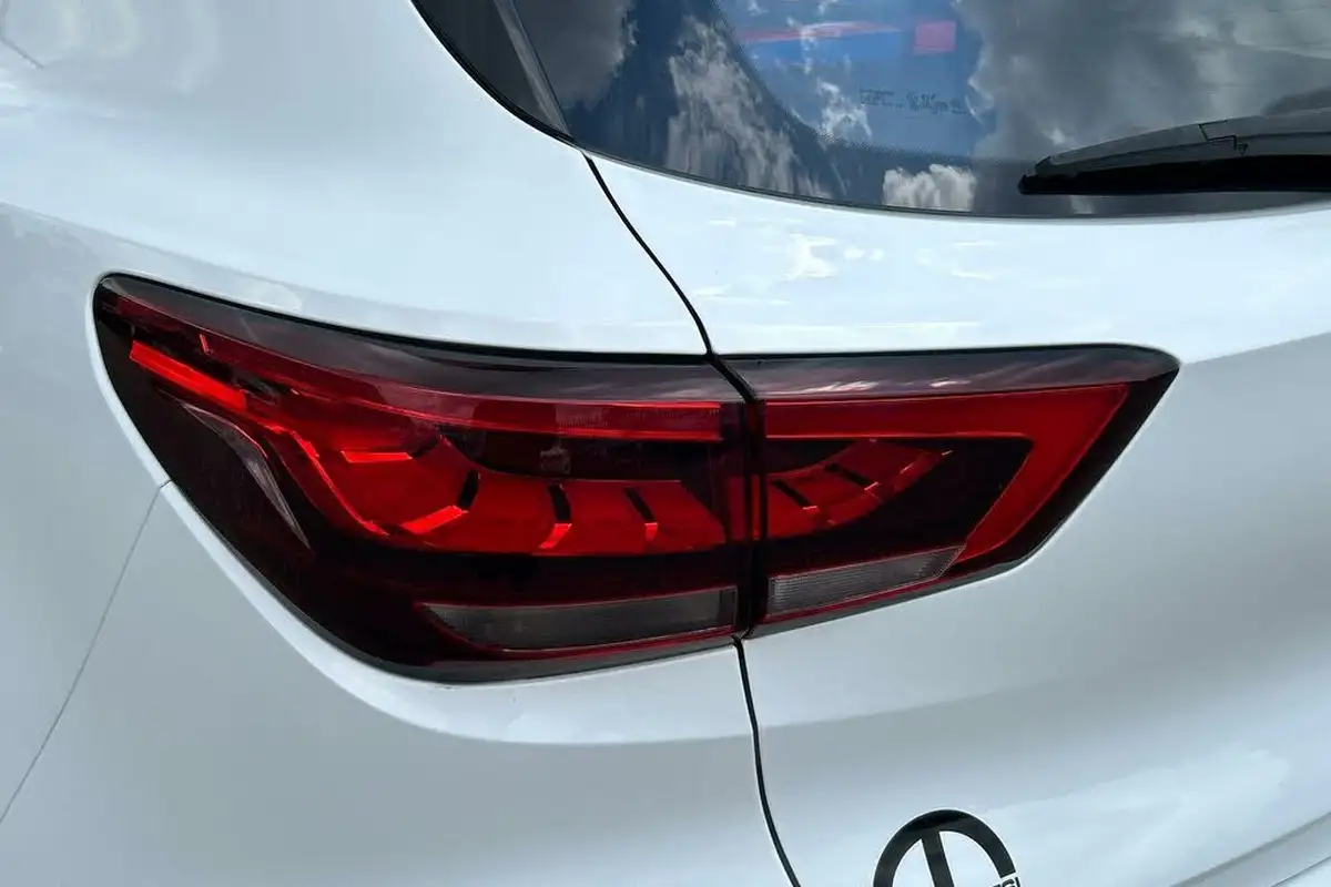 2021-mg-zs-suv-10t-gdi-exclusive-auto-big-25