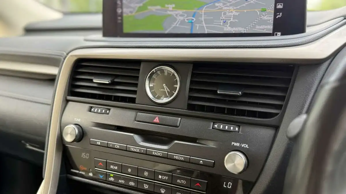 2020-lexus-rx-450h-l-35-rx-l-4wd-big-41