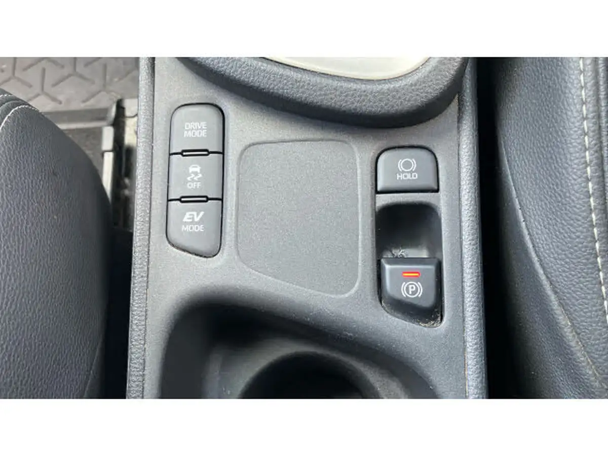 2023-toyota-yaris-cross-15-vvt-i-excel-awd-i-big-37