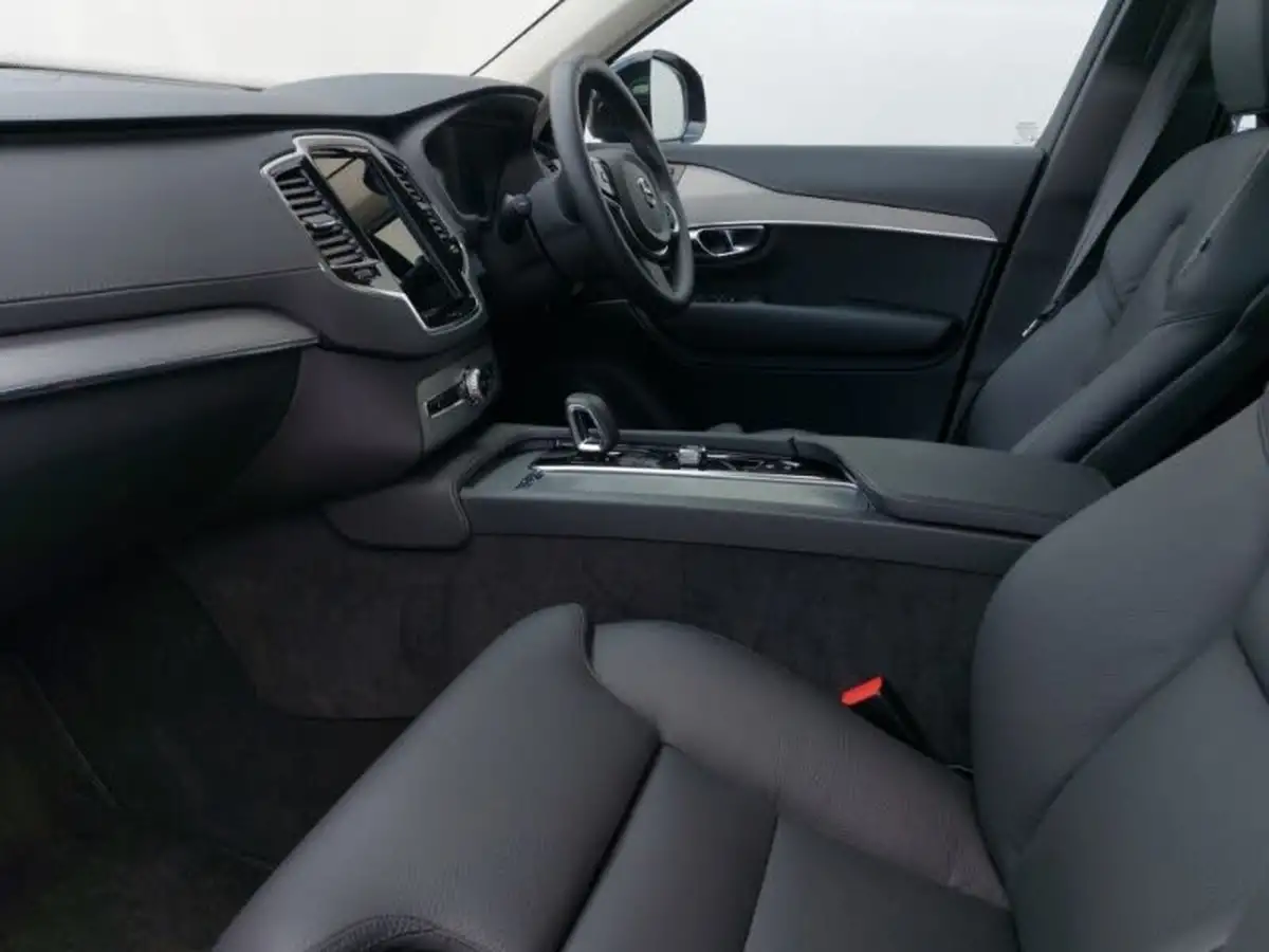 2024-volvo-xc90-20-b5-plus-big-4