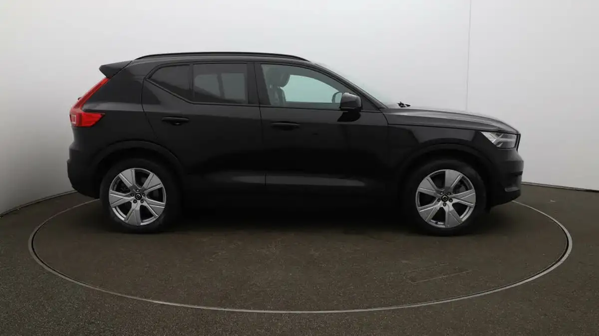 2021-volvo-xc40-e-twin-recharge-big-48