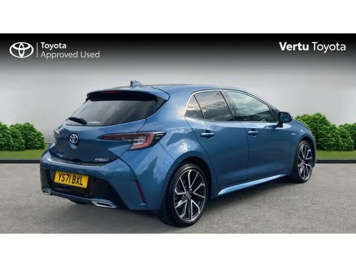 2021-toyota-corolla-20-vvt-i-excel-trk-hatchback-big-1