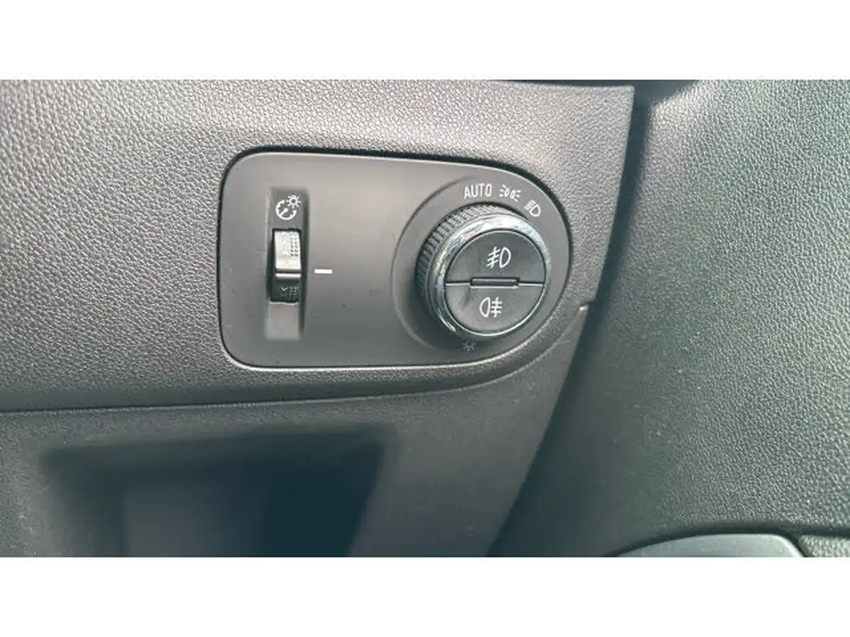 2022-vauxhall-crossland-12-ultimate-130ps-big-23