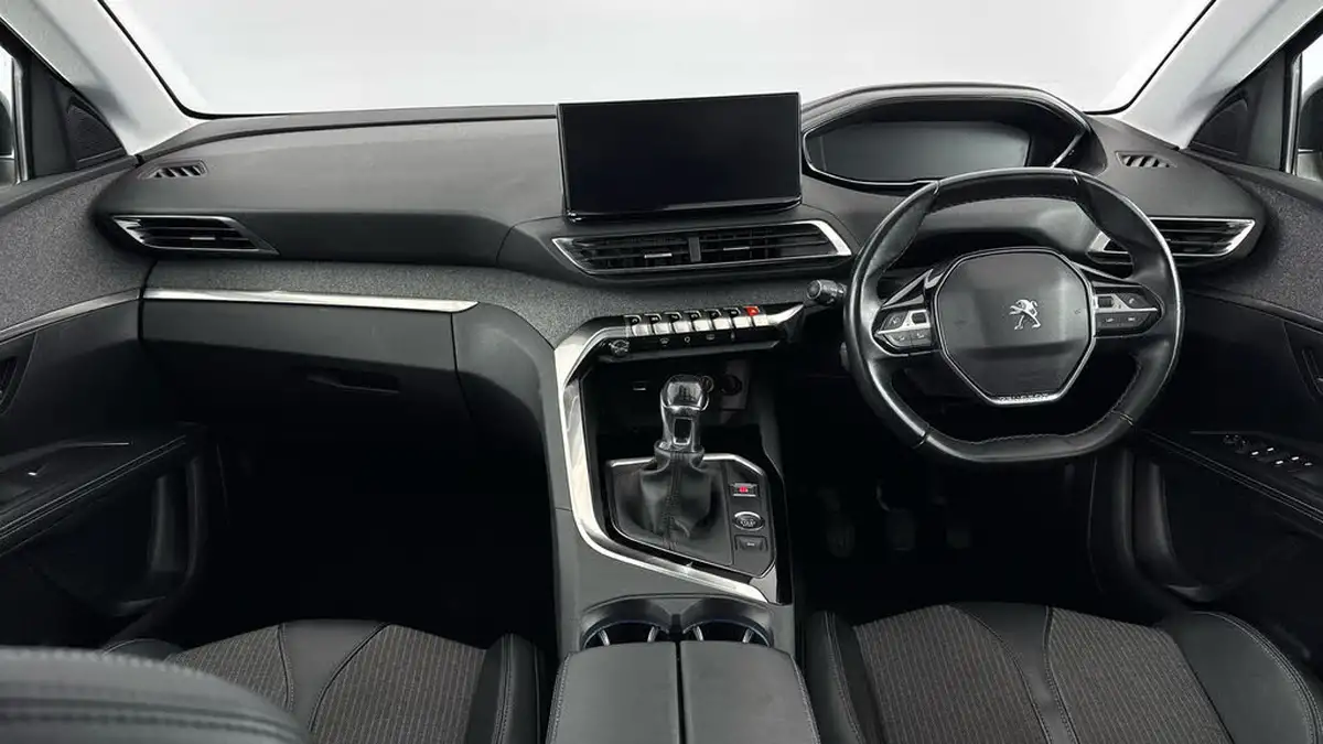 2021-peugeot-5008-suv-15-bluehdi-allure-premium-big-10