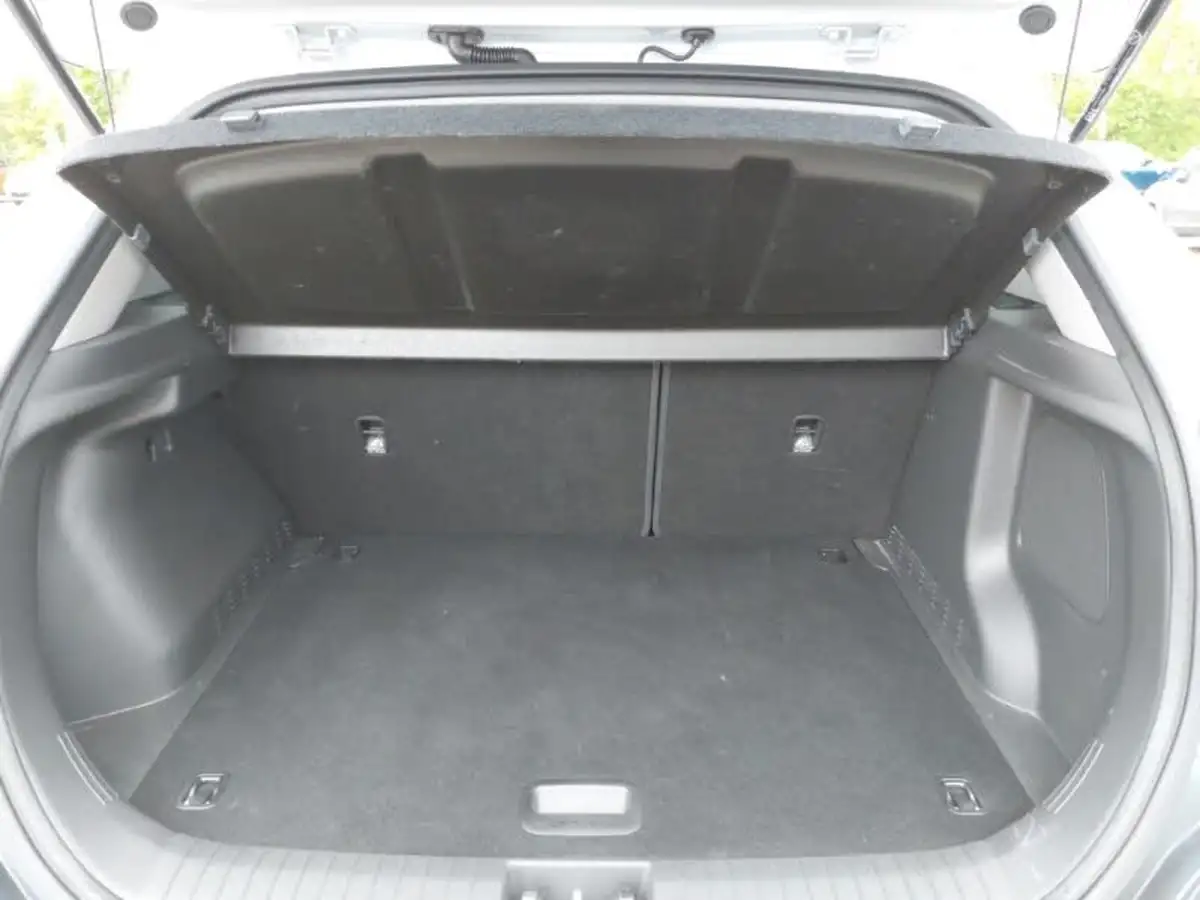 2020-hyundai-kona-10-t-gdi-premium-se-big-7