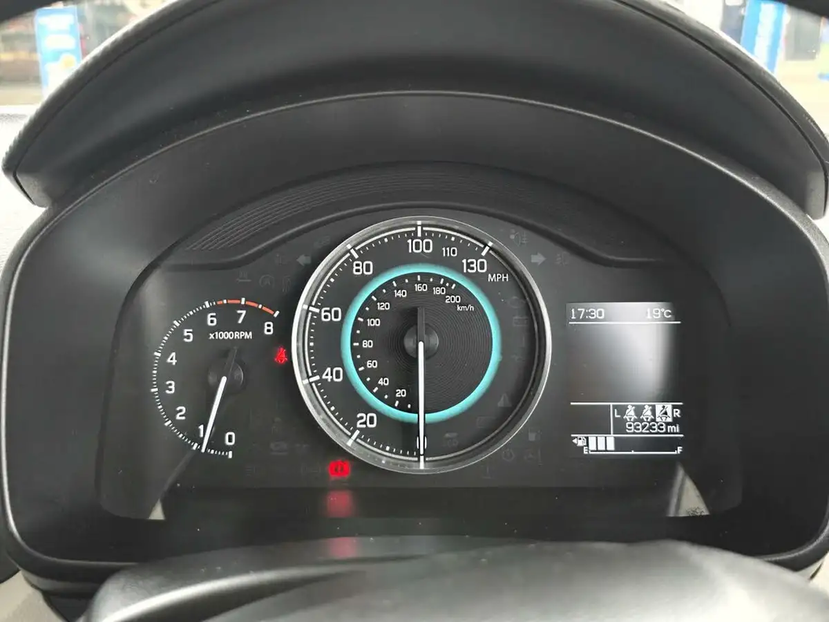 2017-suzuki-ignis-12-dualjet-sz3-big-23
