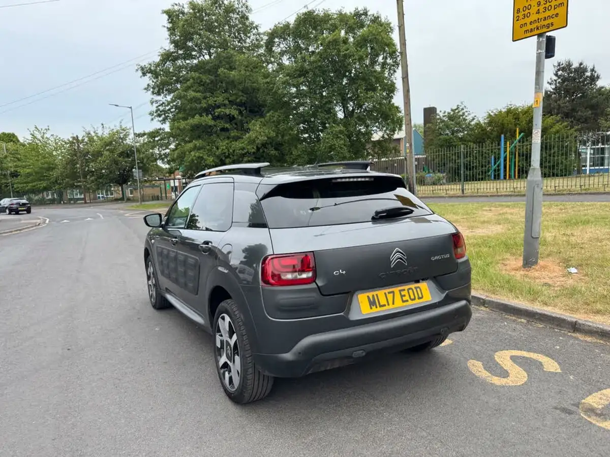 2017-citroen-c4-cactus-12-puretech-flair-82ps-big-8