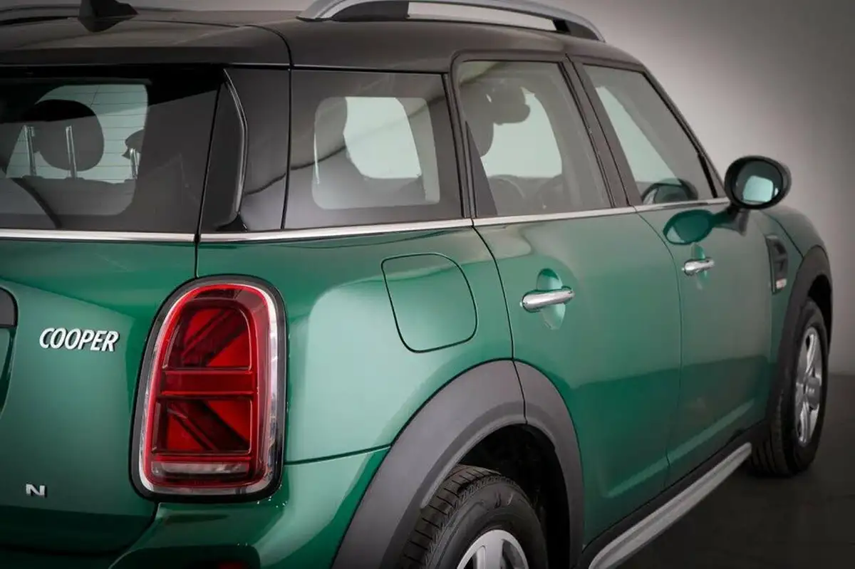 2022-mini-countryman-15-cooper-classic-auto-big-5