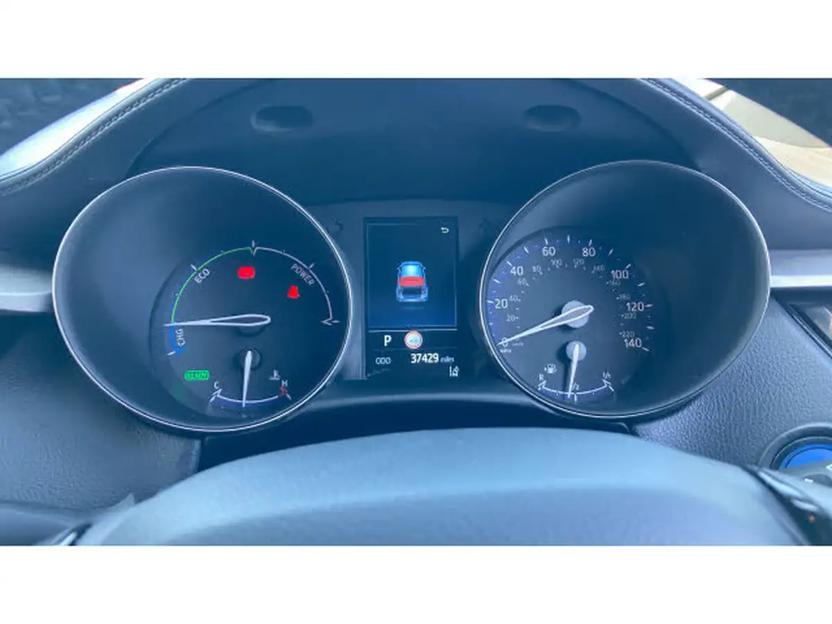 2022-toyota-c-hr-18-vvt-i-icon-big-8